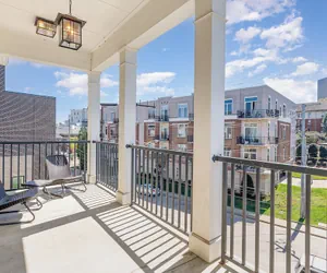 Photo 2 - Belwood Manor-across From Parthenon-5 Min Broadway