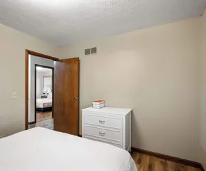 Photo 3 - The Family Nook Home for 8