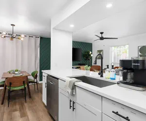 Photo 3 - Prime Location Zilker Park & SoCo Chic