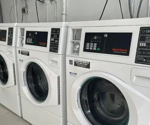 Photo 5 - Breathtaking 2-Br Beachside Apartment