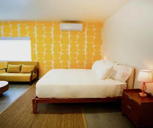 Photo 4 - Standard Room, 1 Queen Bed With Sofa Bed, Kitchenette