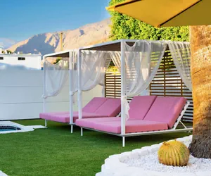 Photo 2 - Standard Room, 1 Queen Bed With Sofa Bed, Kitchenette