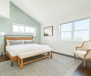 Photo 5 - Baltimore Place