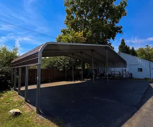 Photo 3 - 4 bd 10 min to Downtown W D