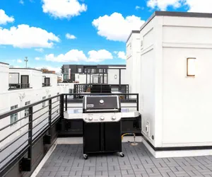 Photo 4 - Nashville Escape With Skyline Deck and Hot Tub