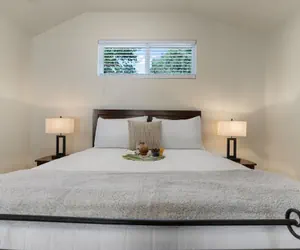 Photo 4 - Kleines Hauschen - Cozy Hideaway 6 min to Downtown