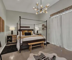 Photo 5 - Pop 4 W/hot-tub + Close to Main St