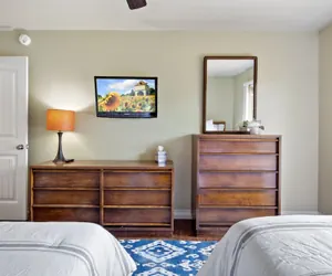 Photo 5 - Perfect Resort Retreat Close to Everything