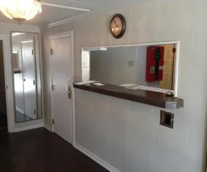 Photo 2 - Empress Hotel