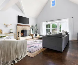 Photo 2 - Acorn Haus