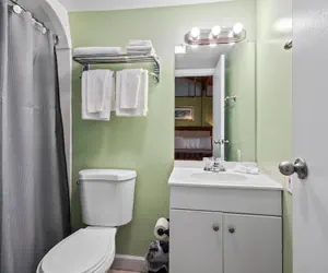 Photo 4 - Oceanfront Inn Room #10- Standard Room - King Bed