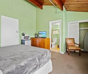 Photo 3 - Oceanfront Inn Room #10- Standard Room - King Bed