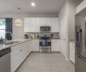 Photo 4 - 2215 E 19th Ave