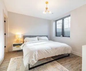 Photo 3 - Stadium Suites