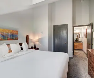 Photo 3 - Steps to Mountain & Main St- 1 Bedroom 1 Condo