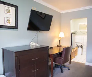 Photo 4 - Sahara Motel