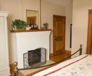 Photo 4 - Delta Street Inn