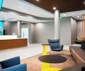 Photo 3 - SpringHill Suites by Marriott Miami Doral