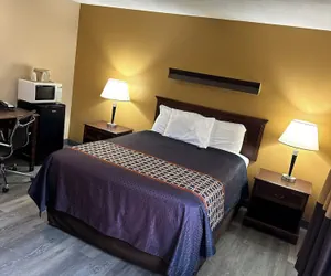 Photo 5 - Wickford Motor Inn