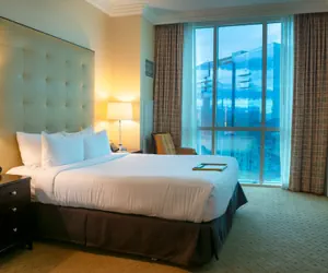 Photo 5 - The Signature at MGM Grand (All Suites)