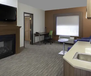 Photo 5 - Holiday Inn Express & Suites Interstate 90 by IHG