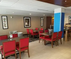 Photo 3 - Holiday Inn Express & Suites Daphne- Spanish Fort Area by IHG