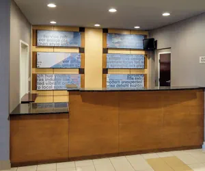 Photo 2 - SpringHill Suites by Marriott Bakersfield