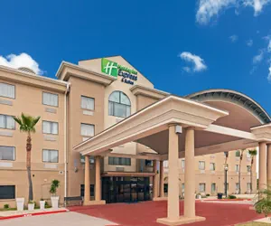 Photo 2 - Holiday Inn Express Hotel & Suites Laredo-Event Center Area by IHG