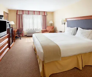 Photo 4 - Holiday Inn Express Hotel & Suites Laredo-Event Center Area by IHG