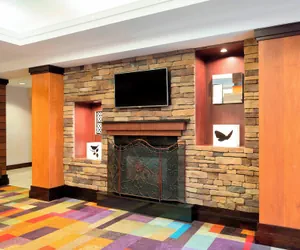 Photo 3 - Fairfield Inn & Suites by Marriott State College