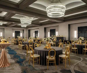 Photo 3 - New Orleans Marriott Warehouse Arts District