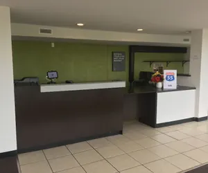 Photo 4 - Studio 6 Indianapolis, IN