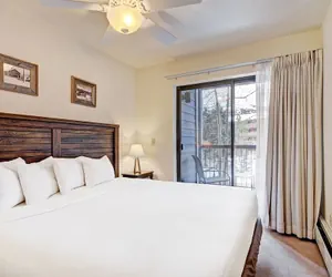 Photo 3 - Quaint Winter Hideaway Sleeps 6- Across From Vibrant Main St 2 Bedroom Condo by RedAwning