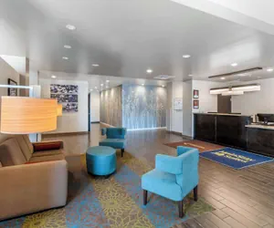 Photo 4 - MainStay Suites Denver International Airport