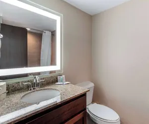 Photo 5 - MainStay Suites Denver International Airport