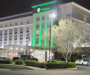 Photo 2 - Holiday Inn Louisville Airport South by IHG