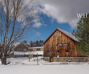 Photo 2 - Whitneys Inn at Black Mountain