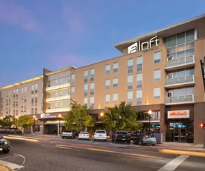 Photo 2 - Aloft Birmingham Soho Square