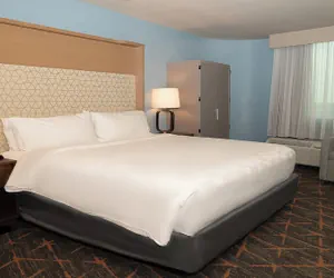 Photo 5 - Holiday Inn New Orleans West Bank Tower by IHG