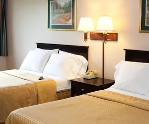 Photo 4 - Timberlake Motel