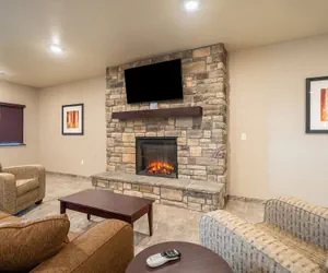 Photo 3 - Cobblestone Inn & Suites - Kermit