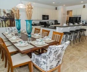 Photo 5 - Luxurious 6 bed villa with south facing pool