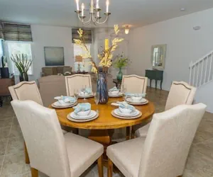 Photo 3 - Luxurious 6 bed villa with south facing pool