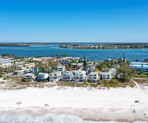 Photo 4 - Anna Maria Island Beach Palms 5B