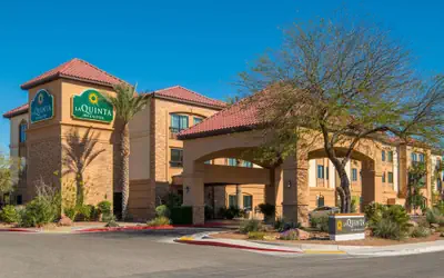 La Quinta Inn & Suites by Wyndham Las Vegas Airport South