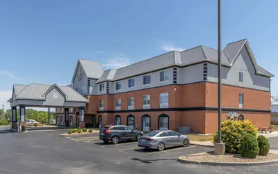 Country Inn & Suites by Radisson, St. Peters, MO