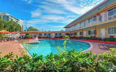 Beach and Town Motel