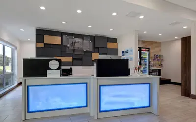 Holiday Inn Express & Suites Ann Arbor - University South by IHG