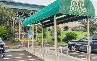 Delta Downs Racetrack Casino Hotel