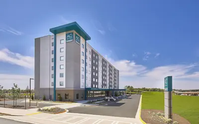 AC Hotel by Marriott Atlanta Airport Gateway